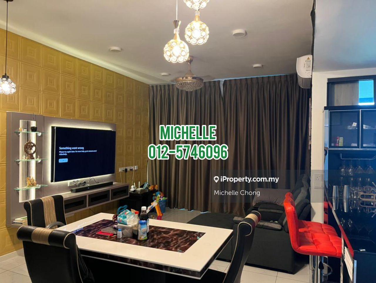 Renovated fully furnished 3 bedrooms, 2 carparks 