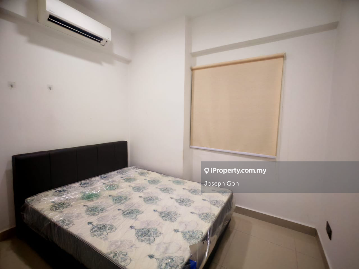 V Summer Place Condominium , near to Ciq walking distance few minutes 