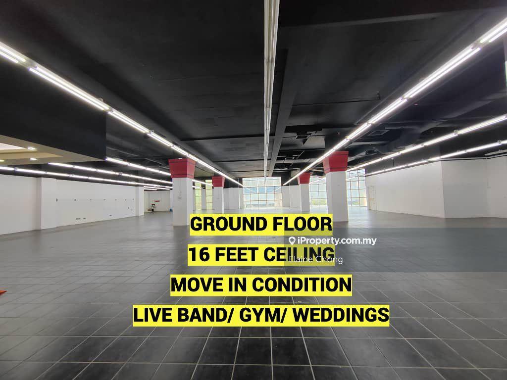 Ground floor, busy road