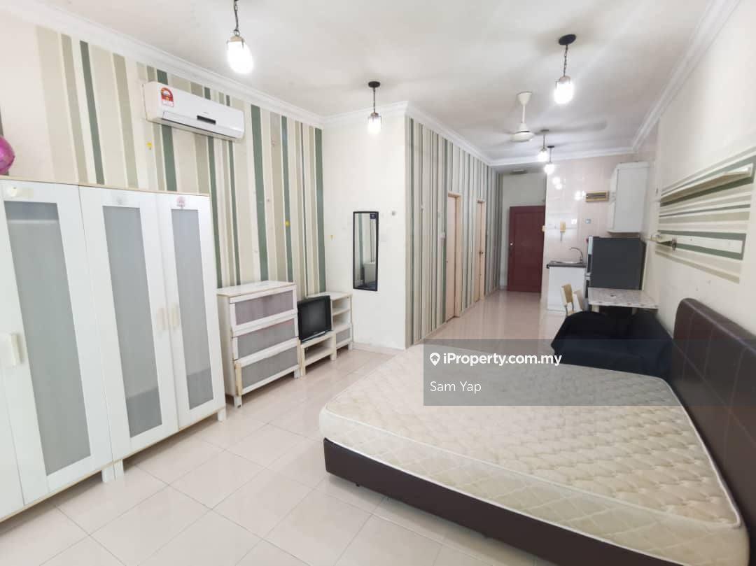Jb Town / Near Ciq Custom / Studio / Fully Furnish / Limited Offer