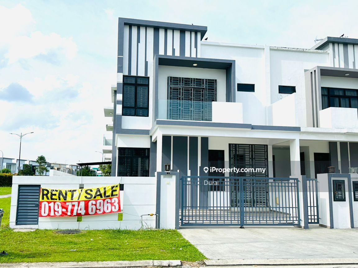 Bukit Indah Garden Villa 2 Storey Cluster For Sale