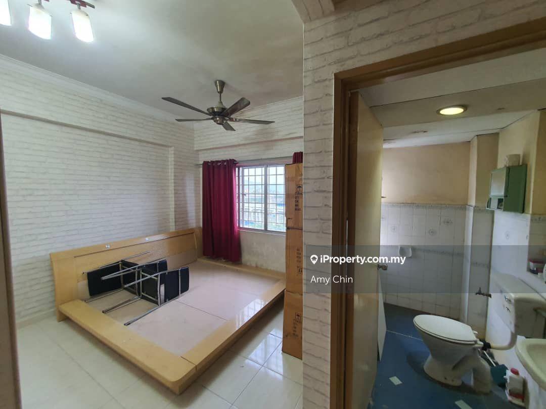 Petaling Indah Condo near MRT Sungai Besi :