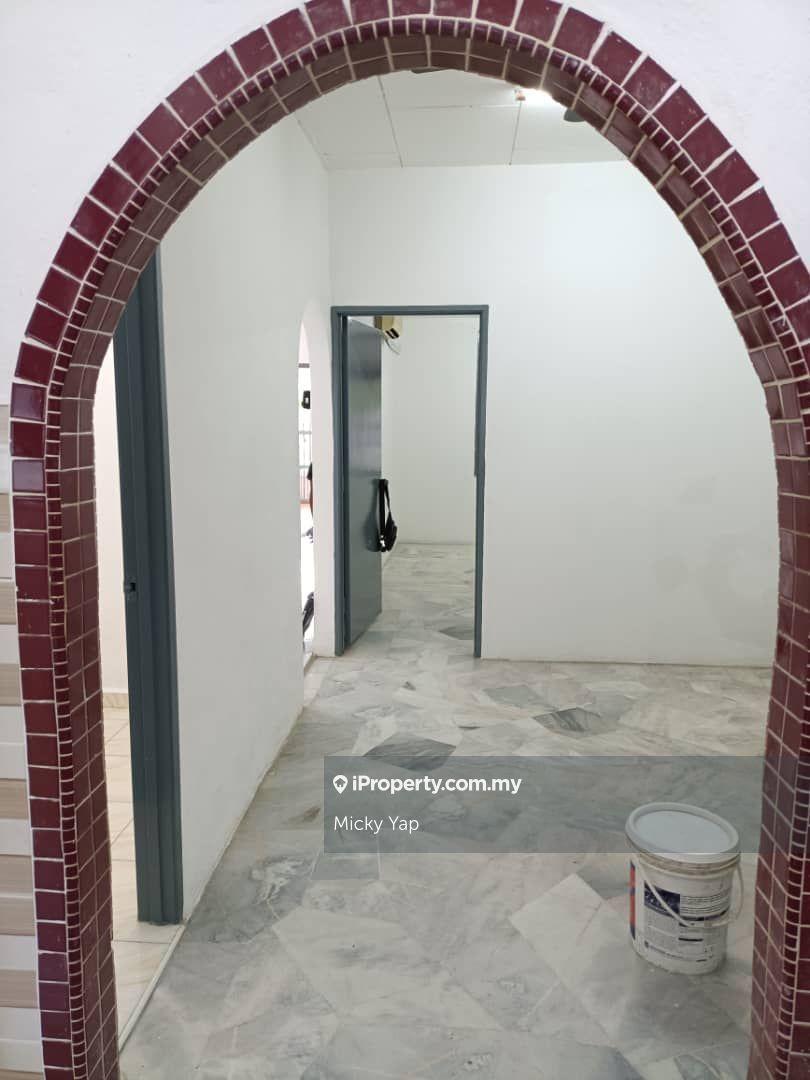 Alma Single Storey House for Rent