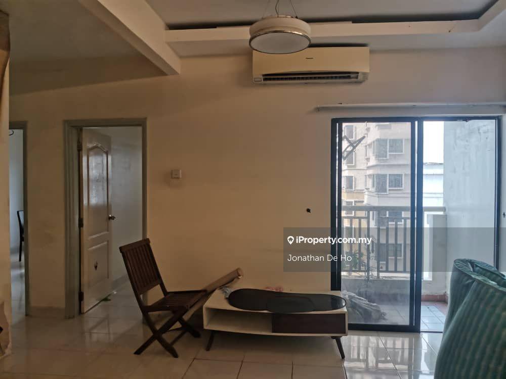 2 Car park unit Short walk MRT One Utama. Below Market Price