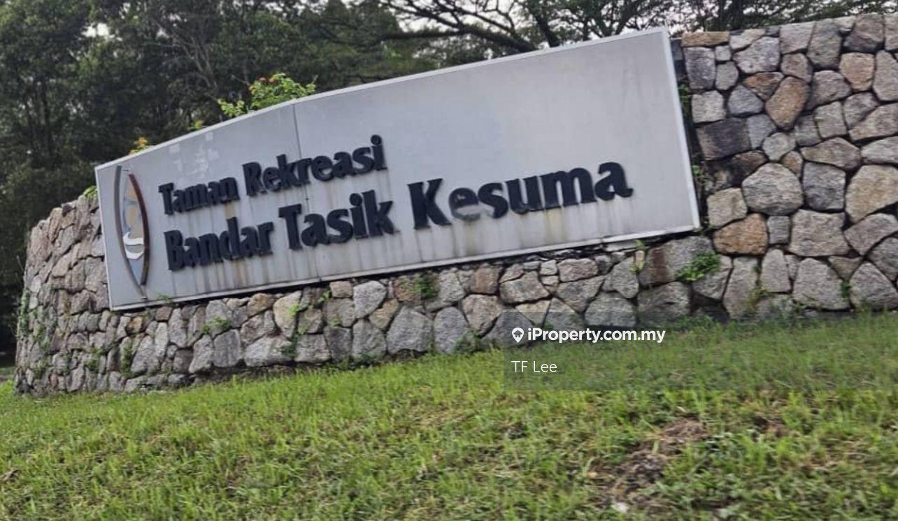Bandar Tasik Kesuma near Setia Eco Hill 
