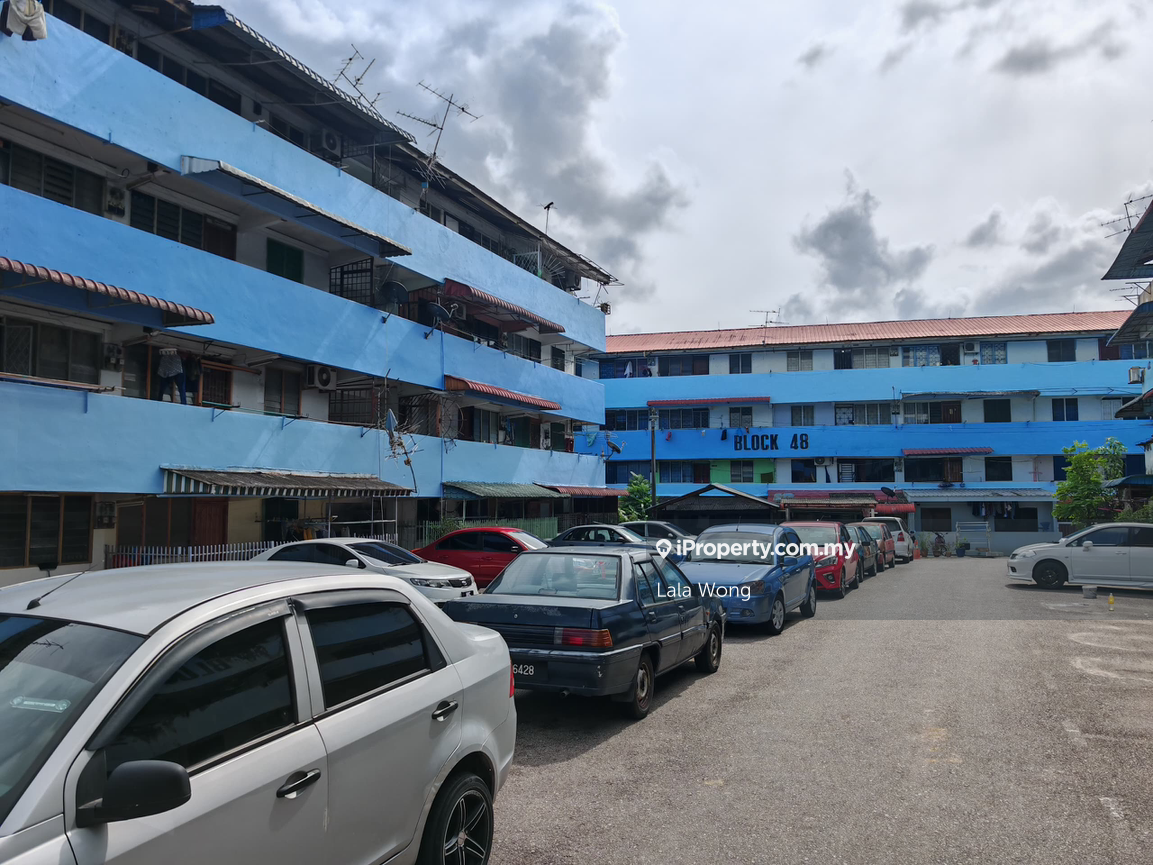 Tuta Flat Tun Aminah level 4