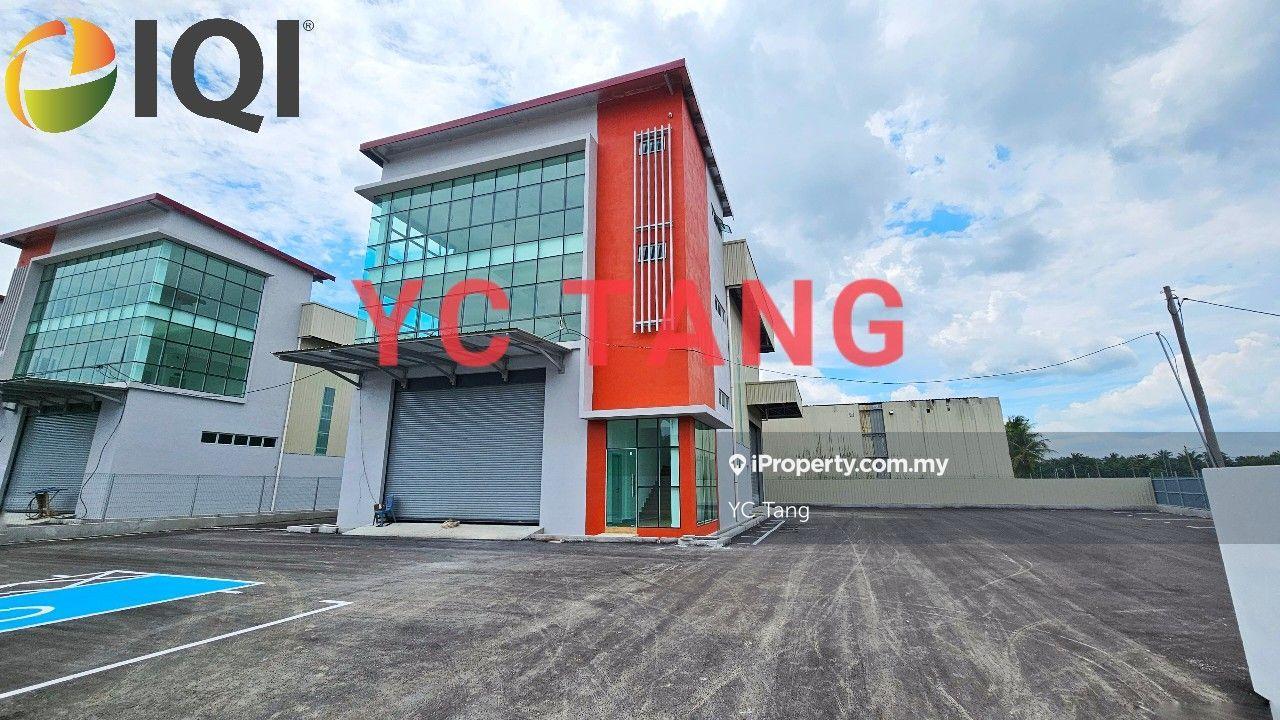 New Detached At Simpang Ampat For Sale
