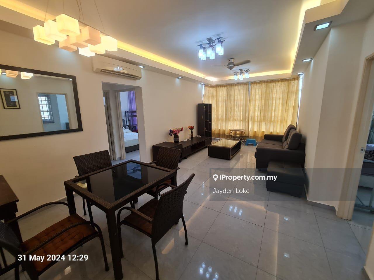 Tamarind Sentul 3 rooms 2 bathroom Fully Furnished for rent