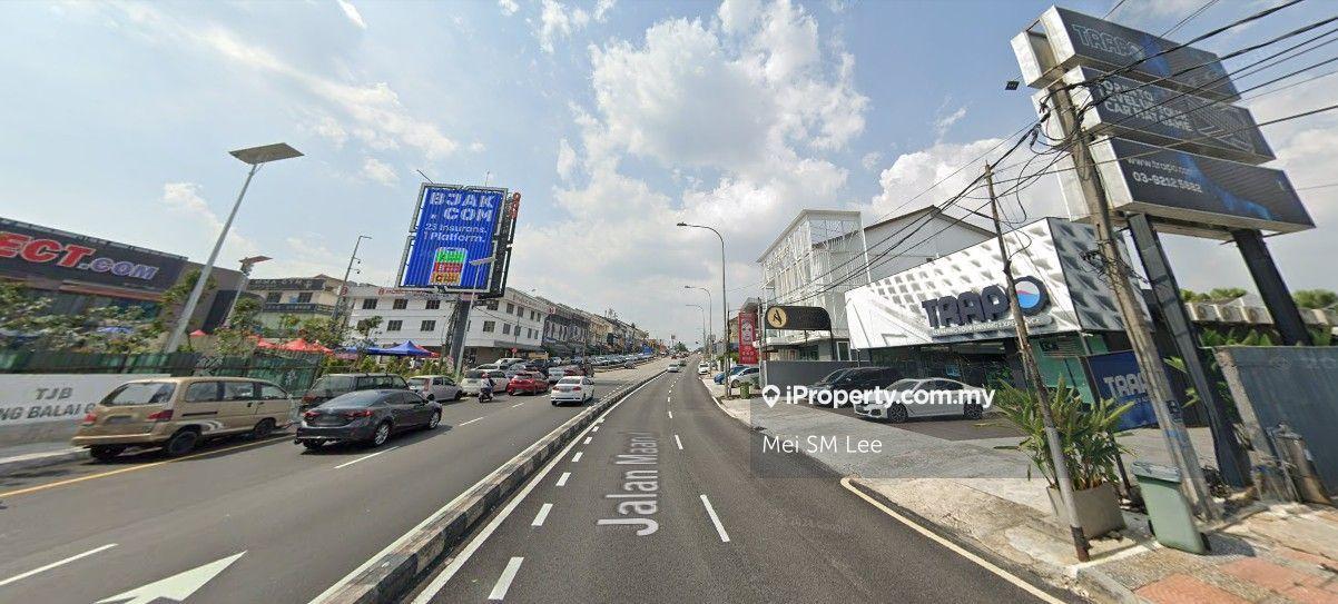 7212 sf Jalan Maarof Facing Main Road Semi Furnish Commercial Bungalow