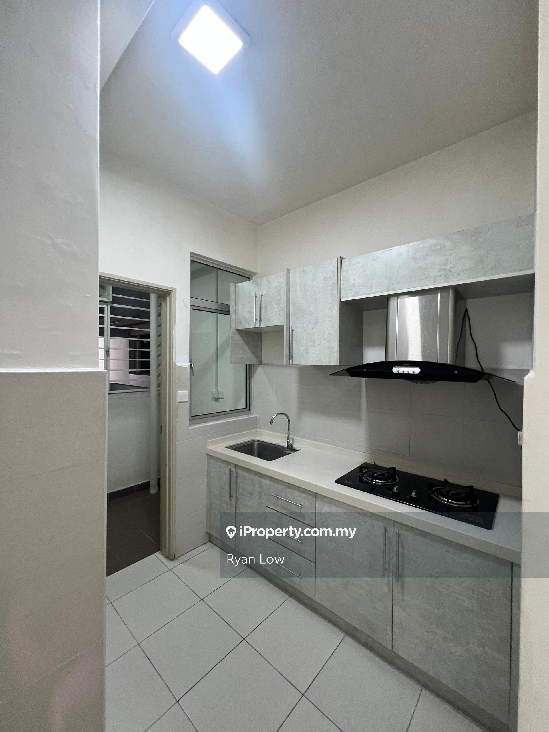 Ready to move in! Near Trx