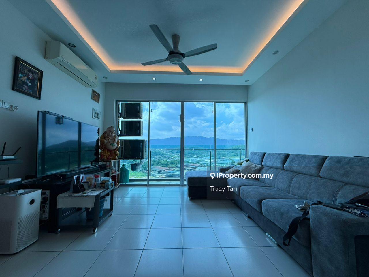 Renovated & Well Maintain, High Floor, 3 car park, The Zizz