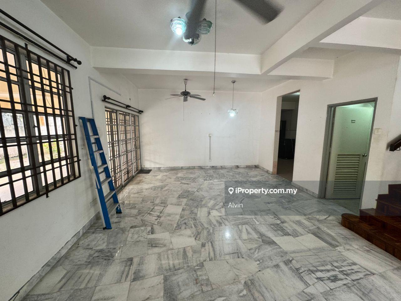 2 Storey Semi-D Taman Tasik Utama