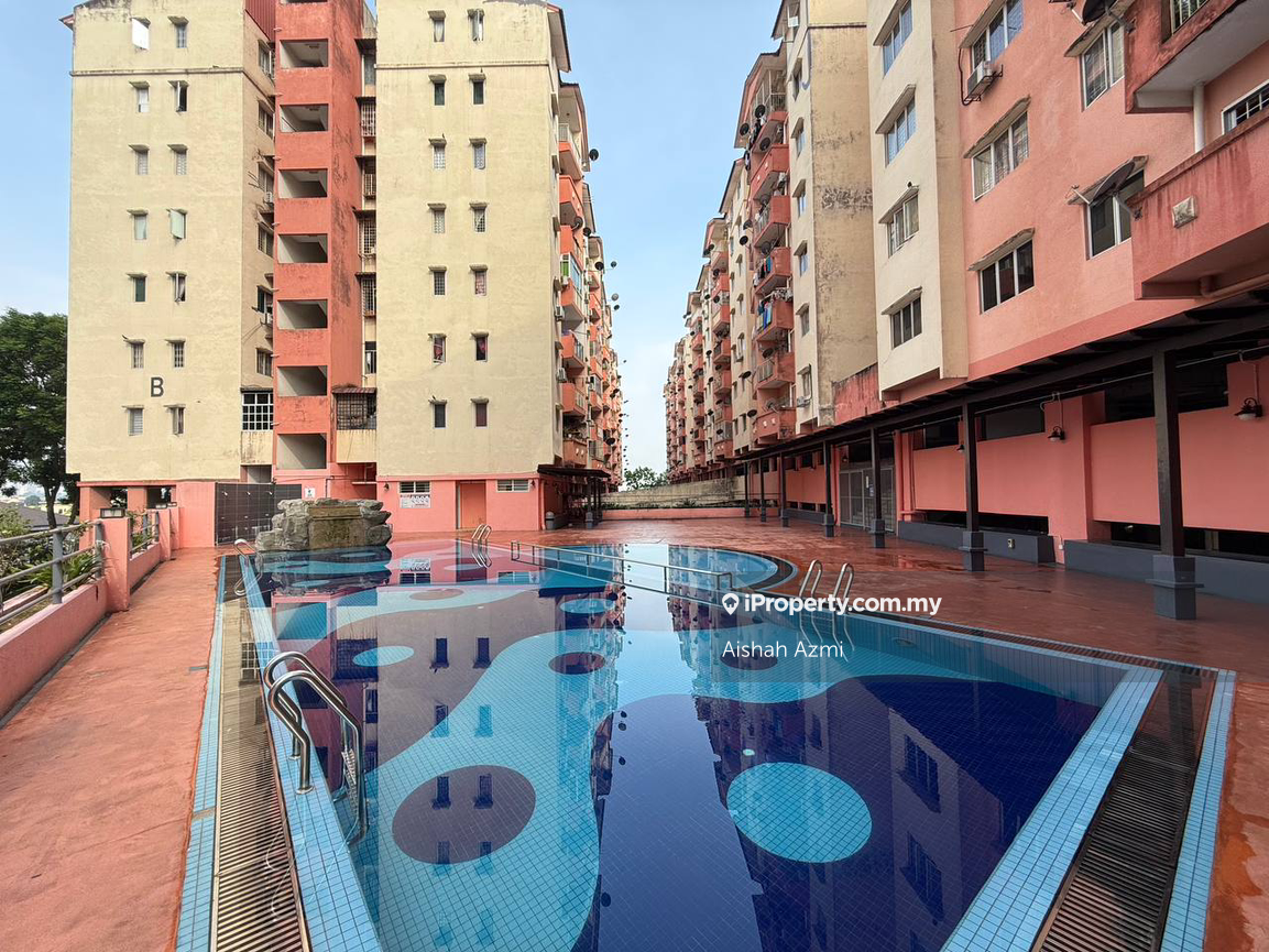 Below Market Semi Furnished Mesra Villa Apartment