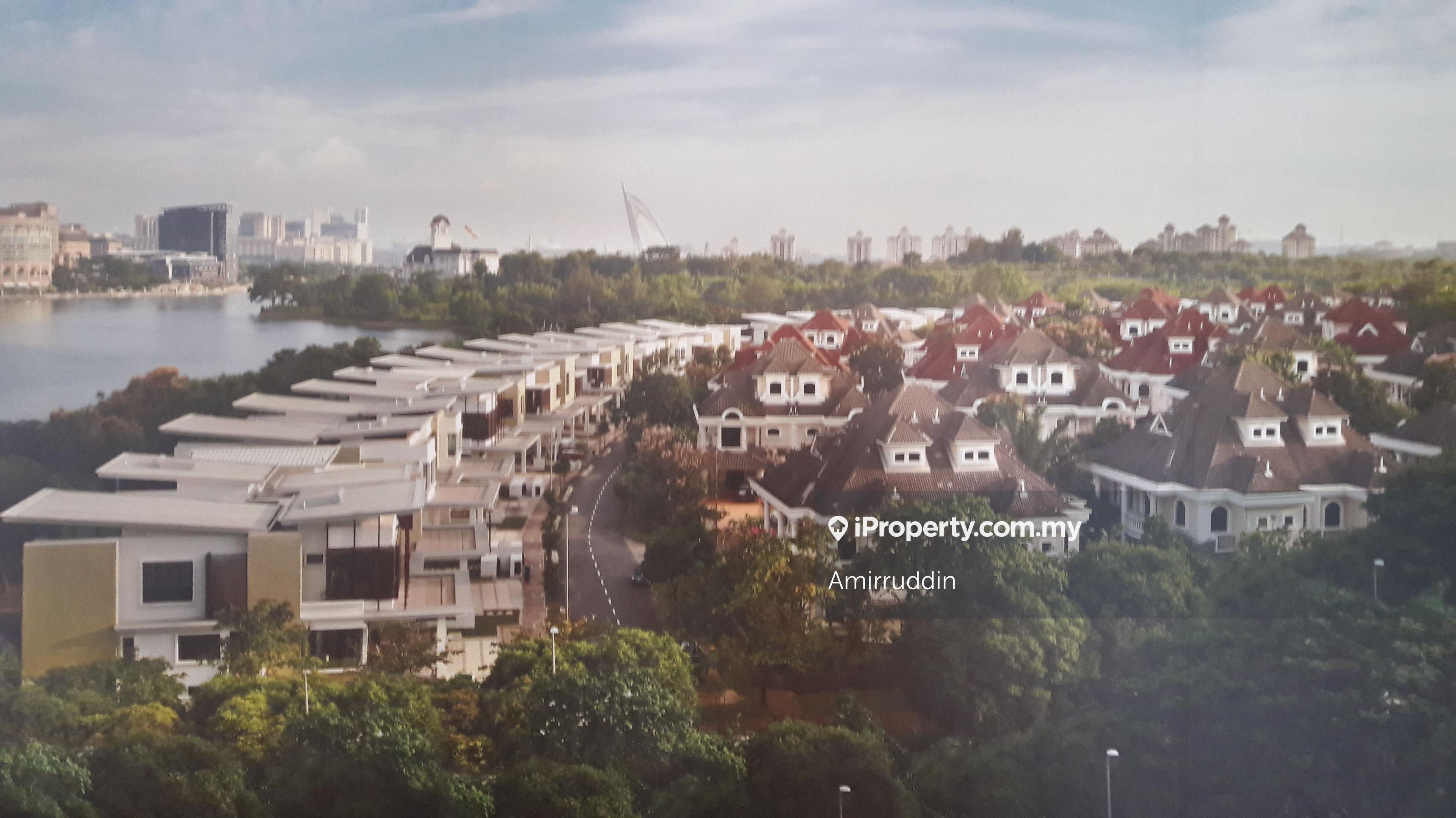 Lake View Yara Twinvilla at Presint 8, Putrajaya