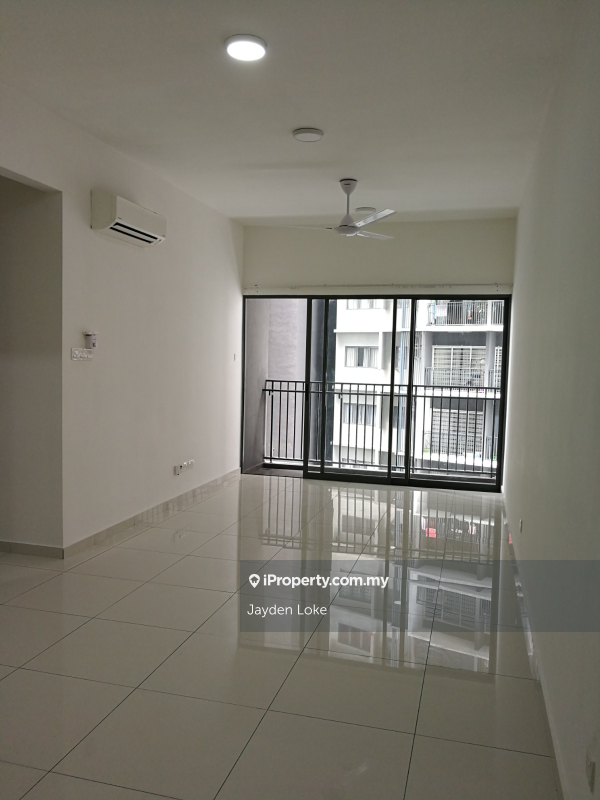 Seasons Garden Residences 3r2b, ready move in