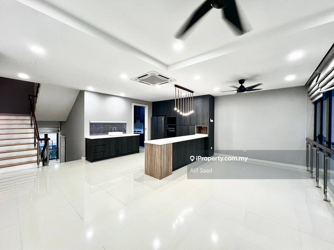 Renovated 3 Storey Symphony Hills Mozart Type Mozart Type A