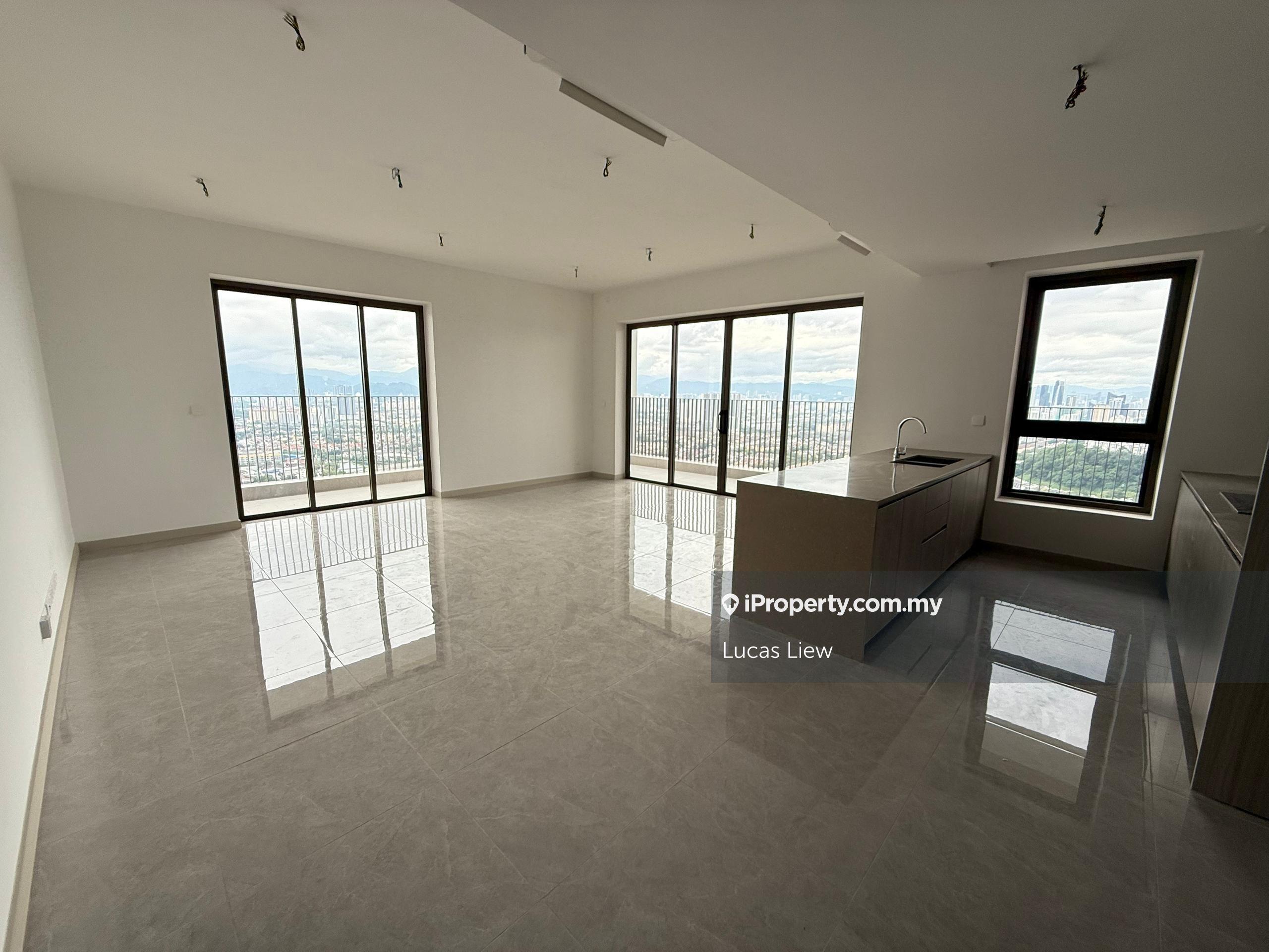 L shape balcony Carparks Limited Unit