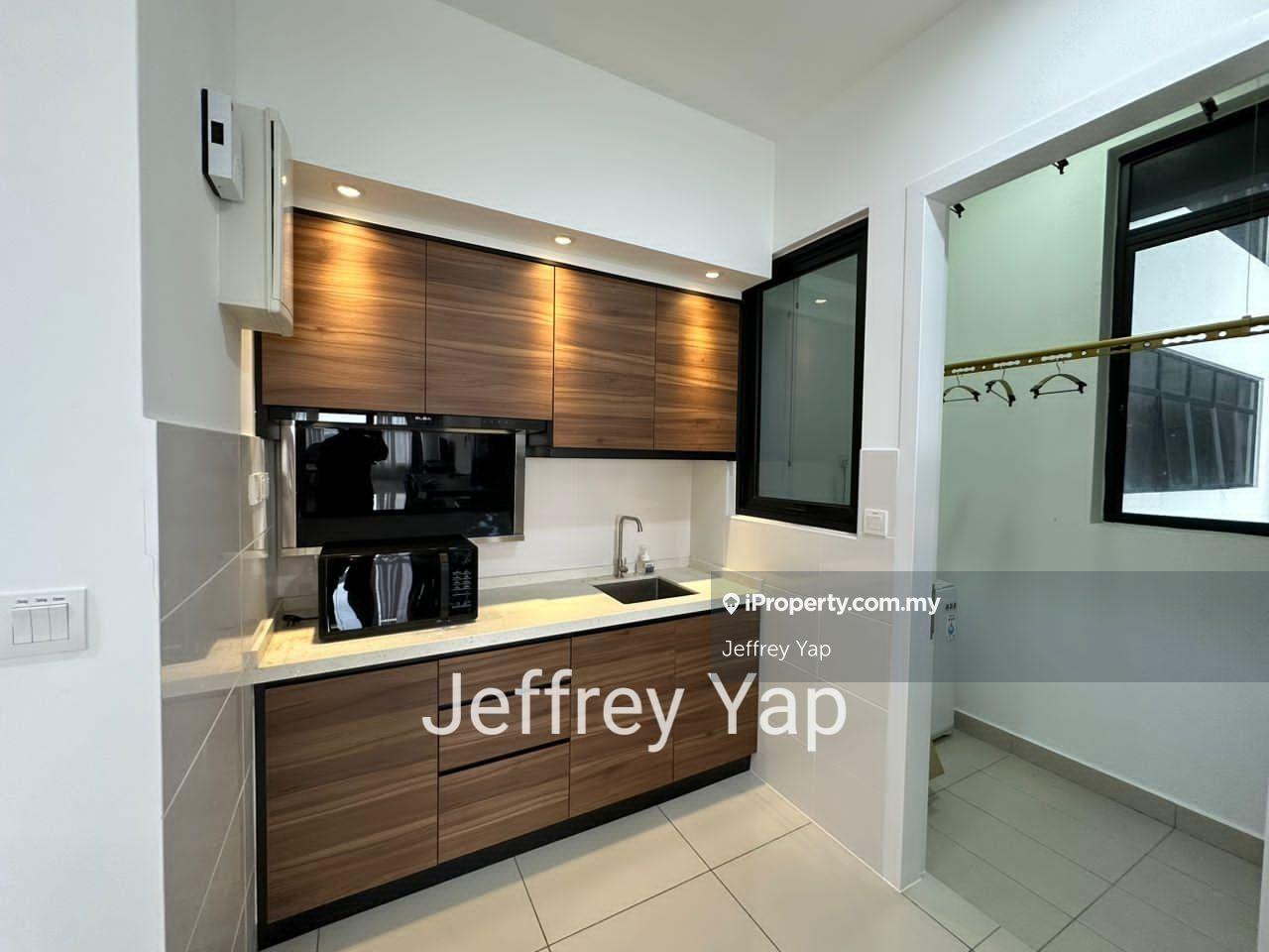 Le Pavillion bandar puteri for rent (3 Rooms Fully Furnished )