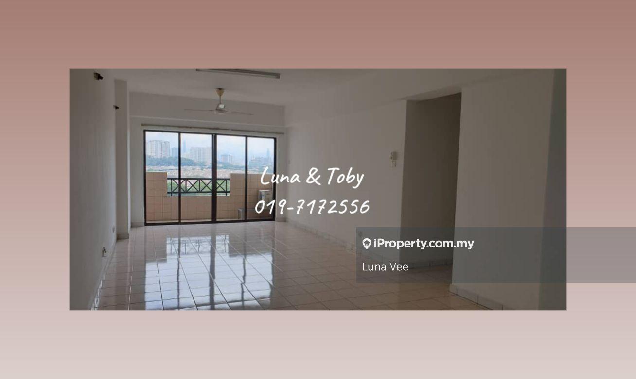 Cheapest 1424 sqtf unit in town! View to offer now