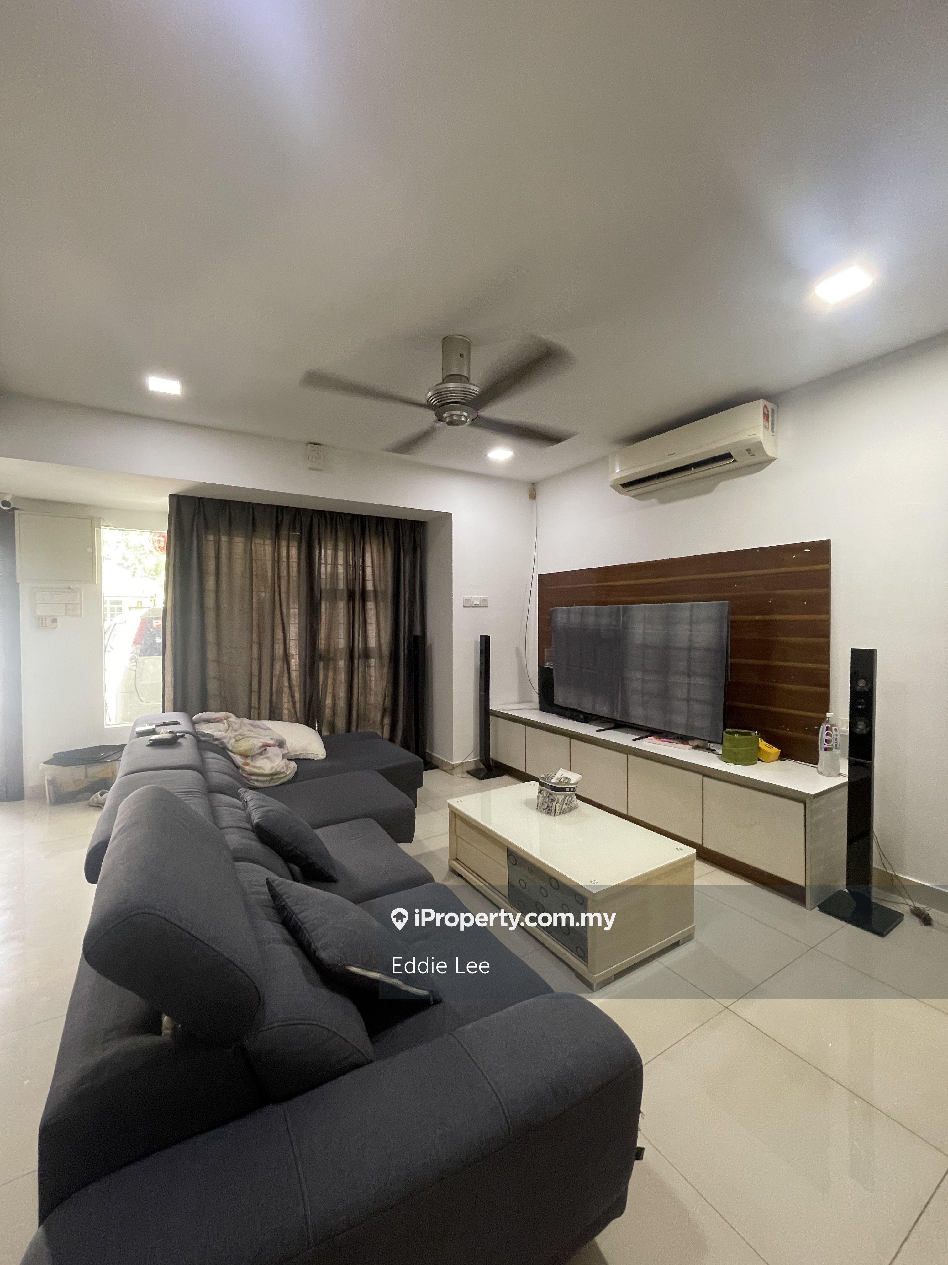2 storey landed Taman Lagenda Mas for Rent!!