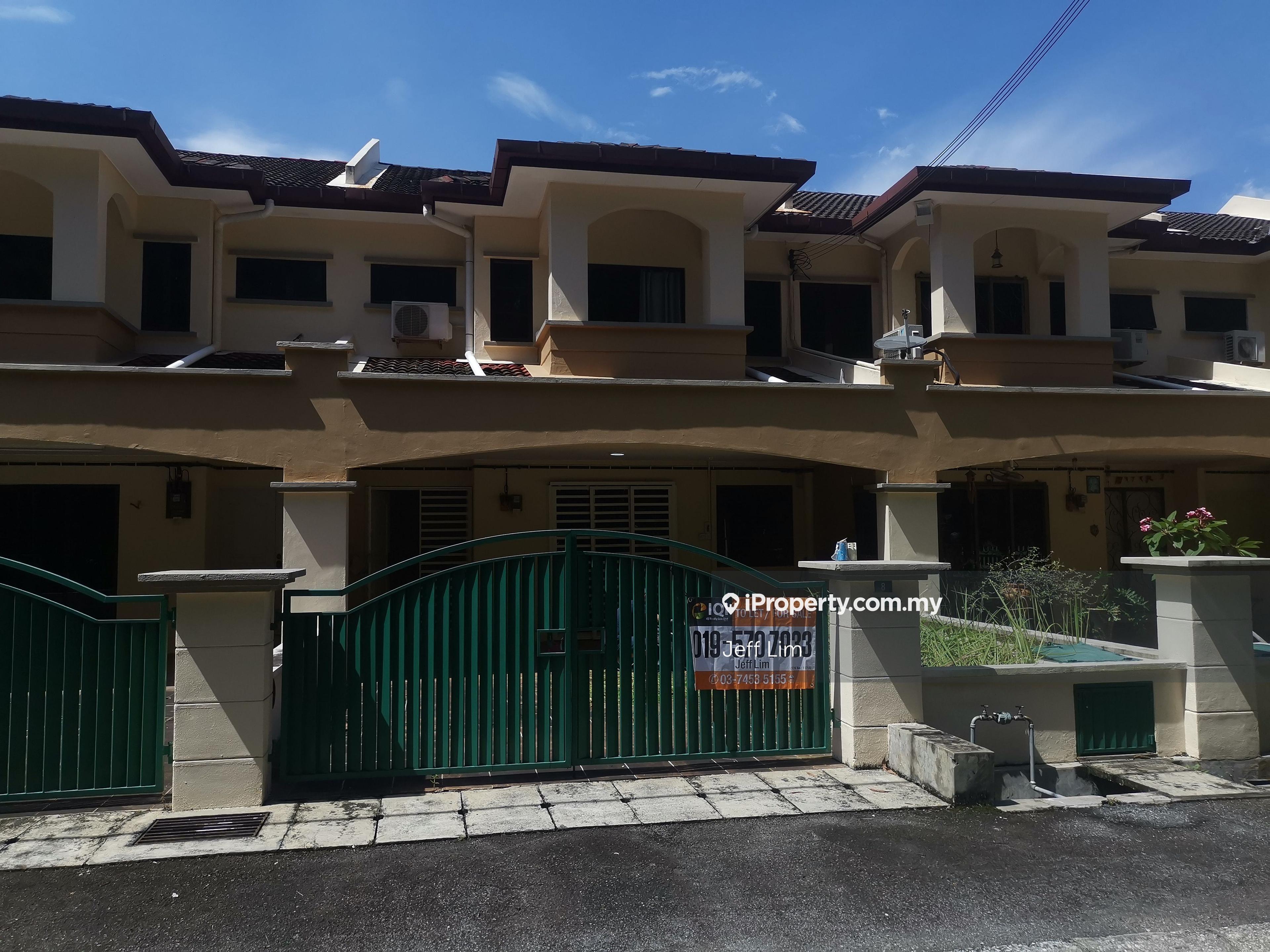 Terrace house for Sale
