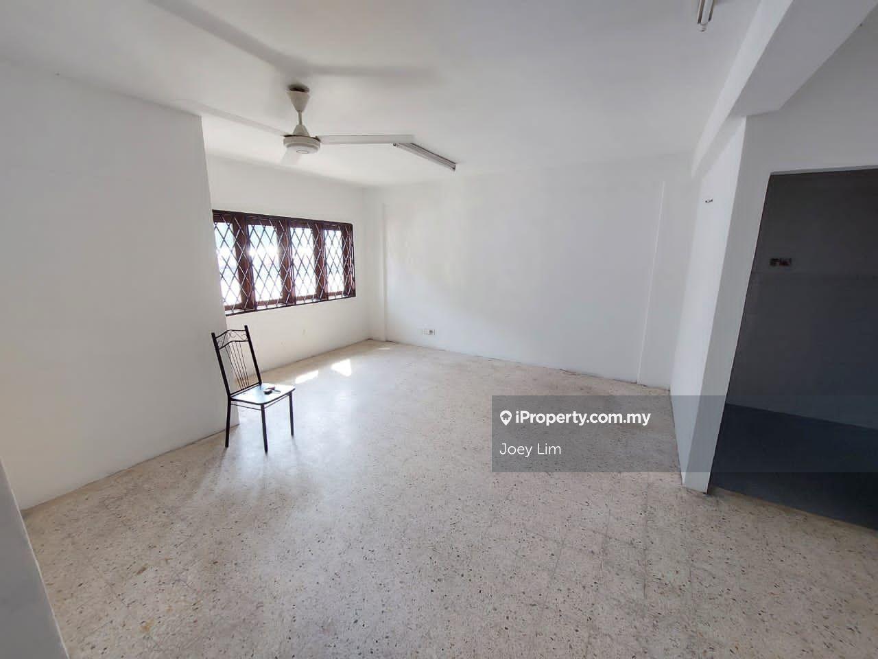 Ground Floor Apartment at Pandan Indah