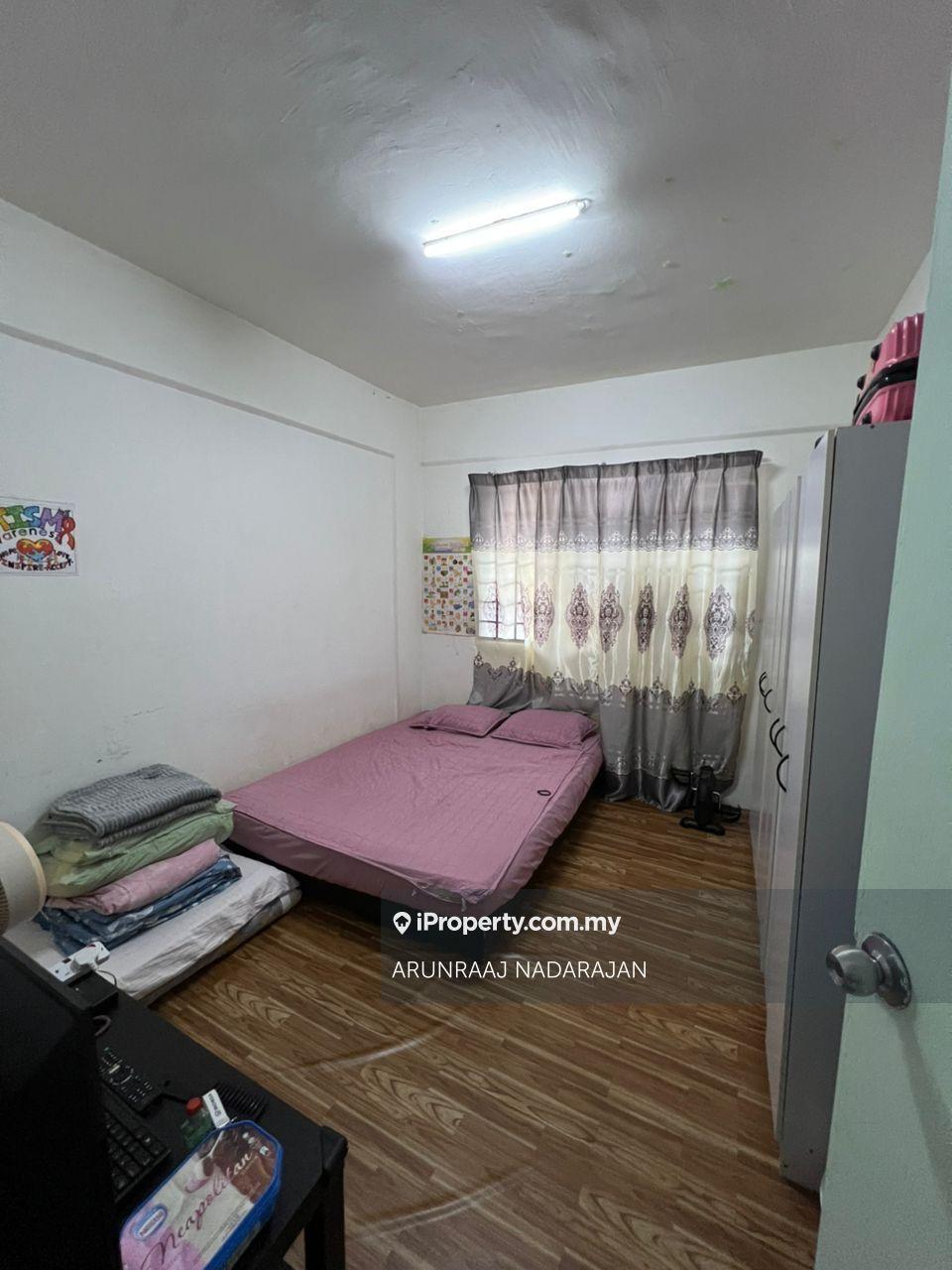 Flat For Sale @ Taman Cendana