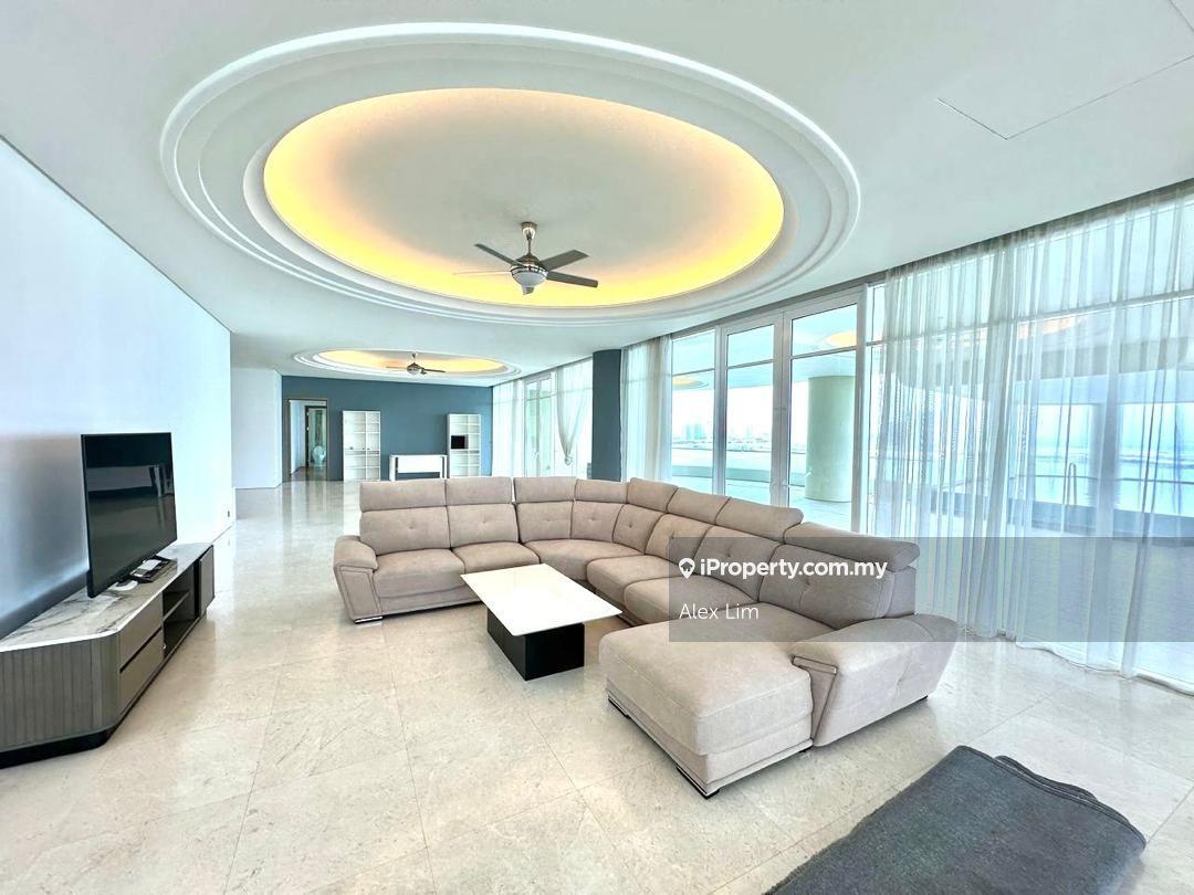 8 Gurney Condominium For Rent !!