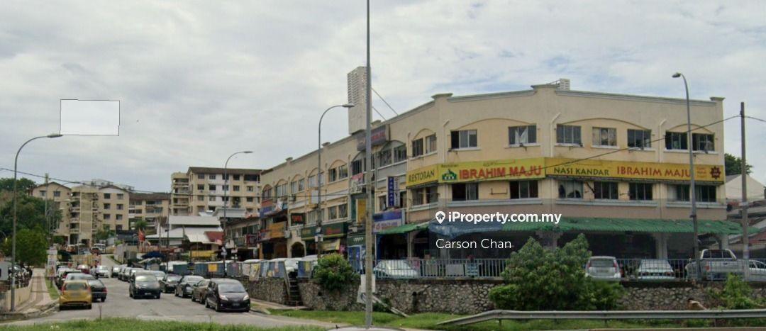 Rare Branded Tenant Shop Lot