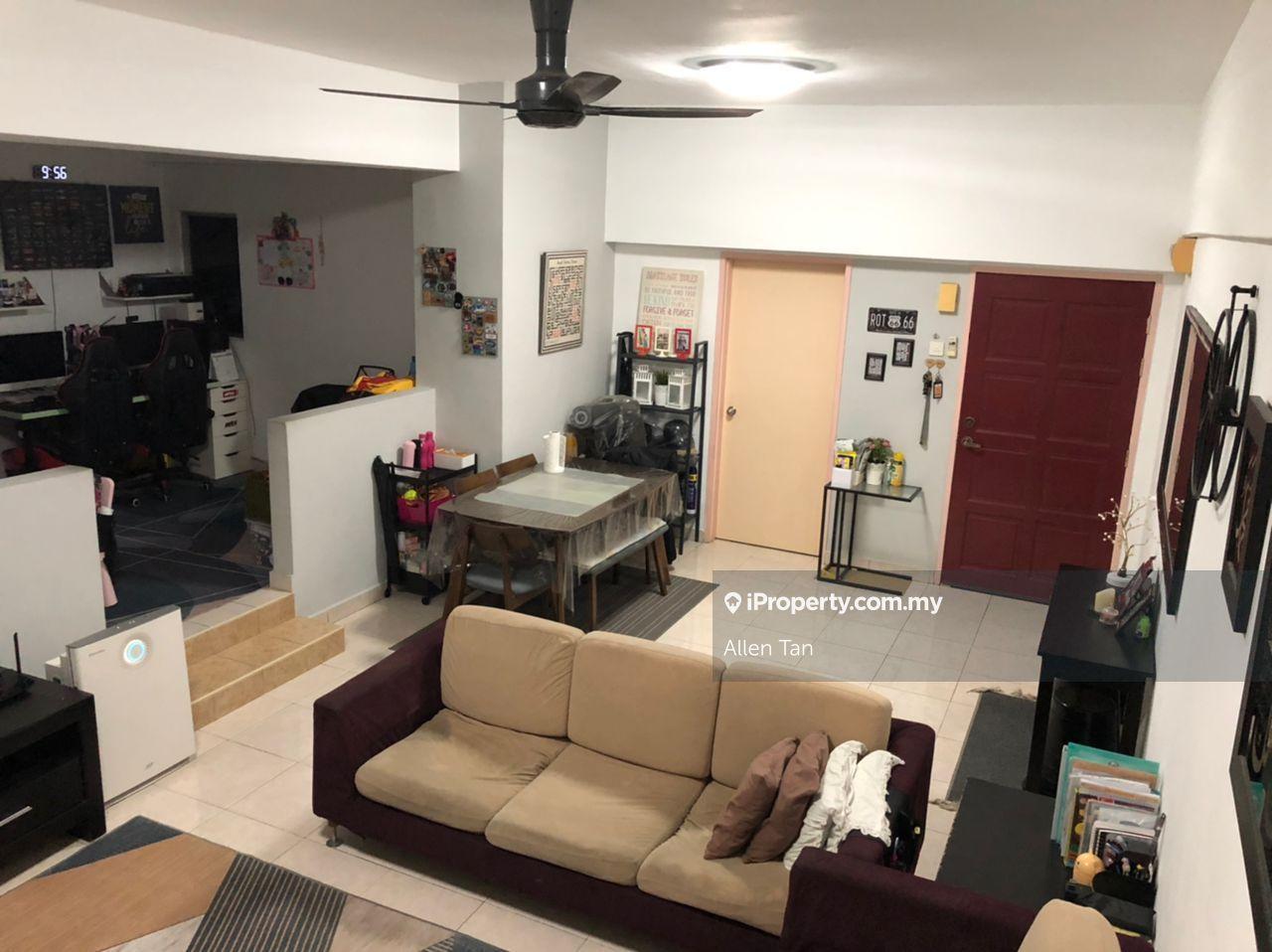 Kelana Mahkota Condo, 1260sf, Bumi Lot, 1cp, Kelana Jaya, LRT, PJ