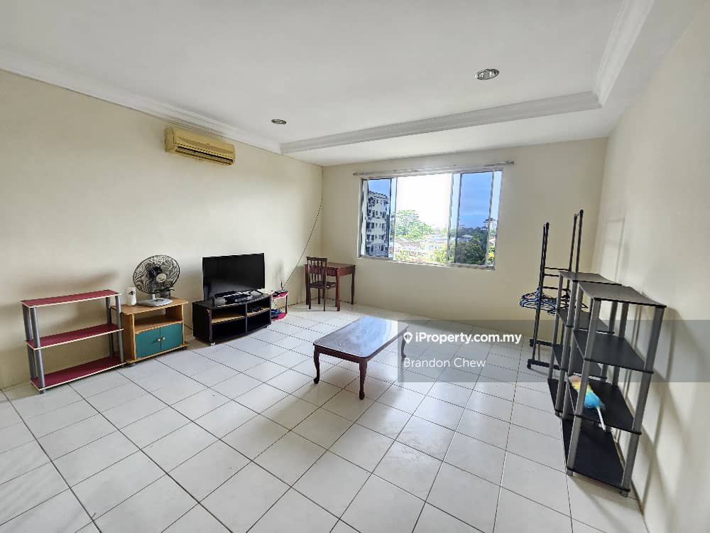 Floridale condominium 3 Bedroom Unit For Rent