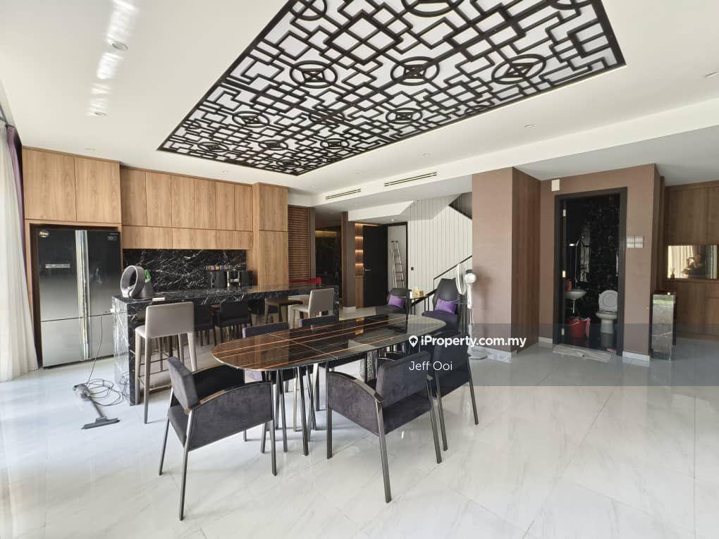 3 storey semi-d e&o seri tanjung pinang 4300sf renovated rare worth