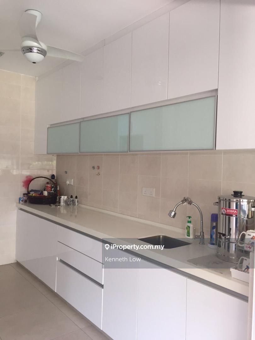 Palm Walk 3 Bandar Sungai Long 2sty House 20x75 Good cond Renovated