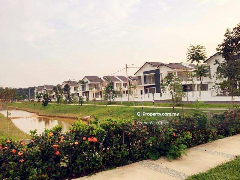 Below Bank Value Country Villas Resort Orna Ayer Keroh Near Tiara Golf