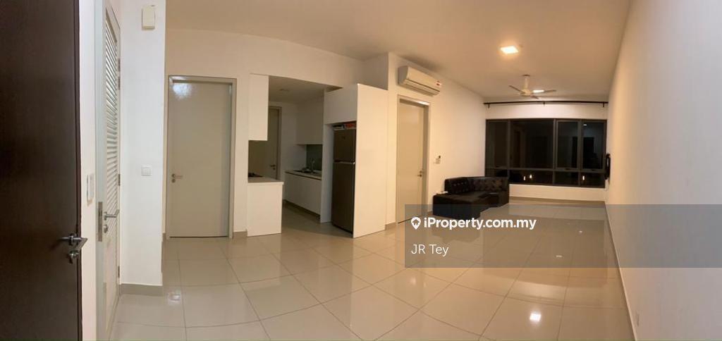Partly furnish 2 Room 2 Carpark Paloma Tropicana Metropark Subang Jaya