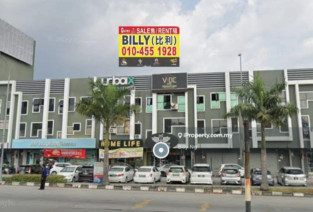 Pengkalan / Station 18 Ipoh Triple Storey Shop For Sale