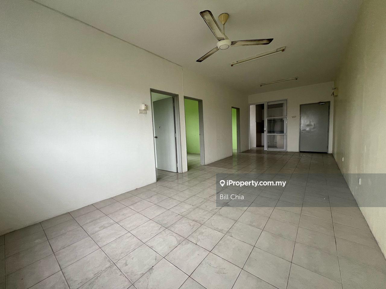 Desa Mas Apartment Bandar Country Homes 3 Room Apartment