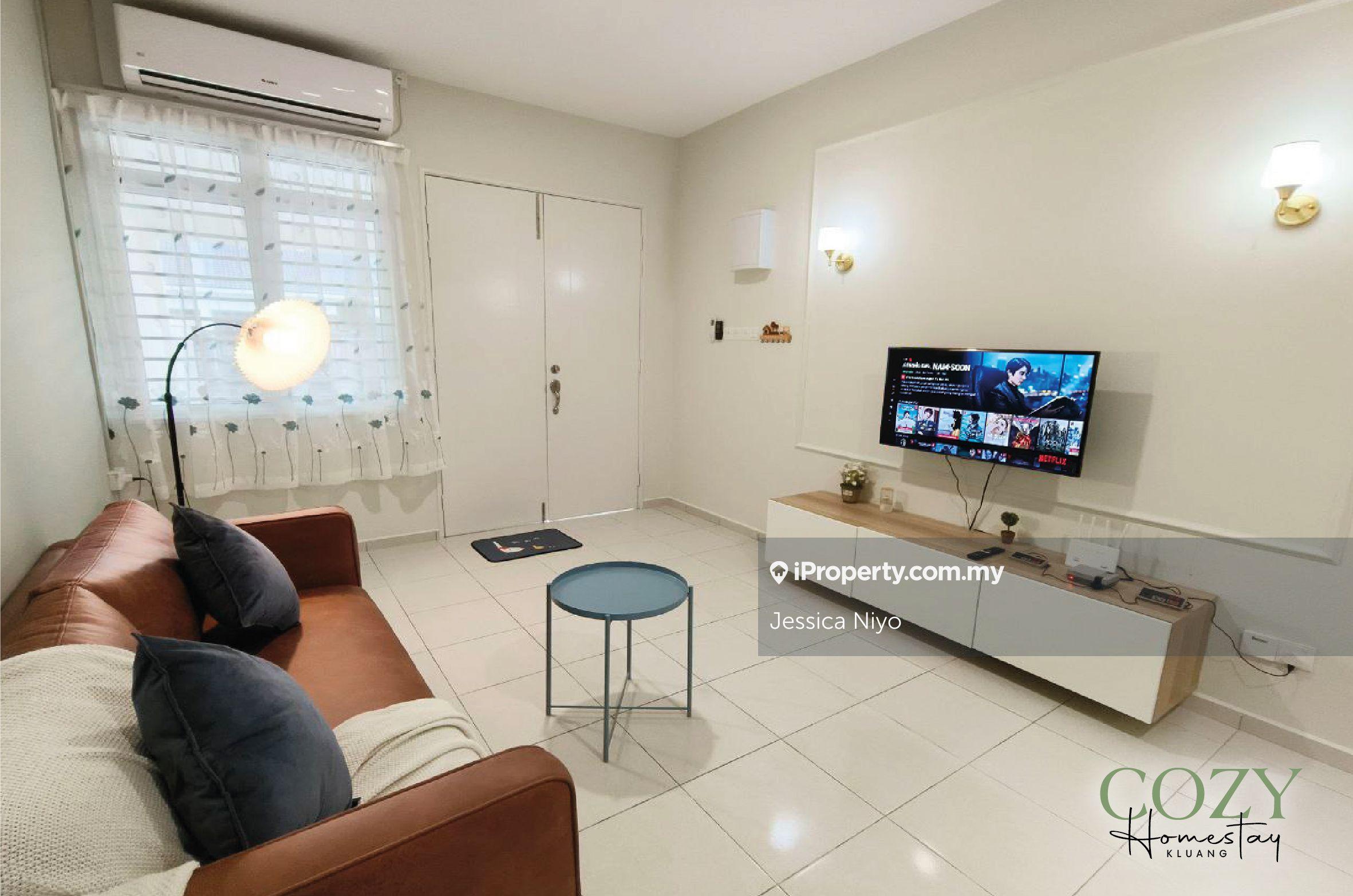 Taman Putrimas Kluang Homestay Short Term/Long Term For Rent