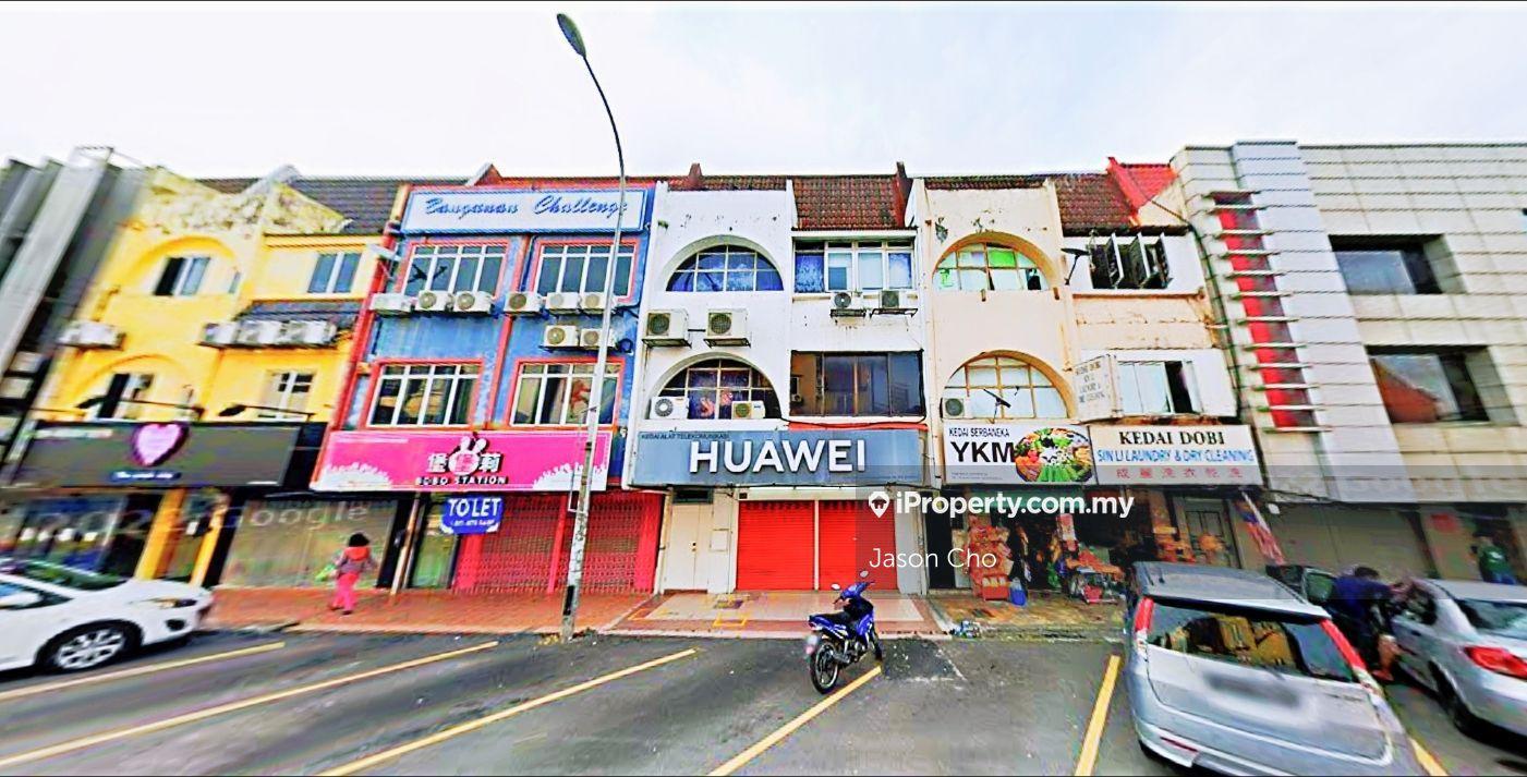 Exclusive 3 Storey Intermediate Shoplot at Ss15 Subang Jaya