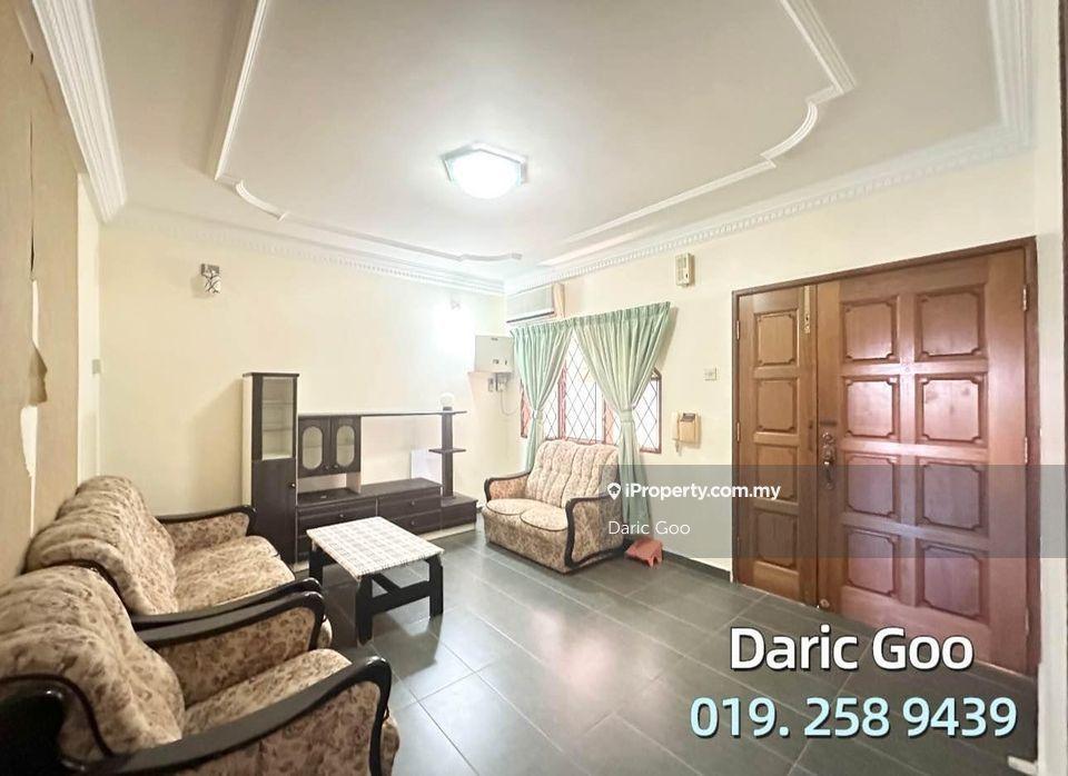 Wisma T G H Apartment At Jalan Taming Sari, Pengkalan Rama Melaka