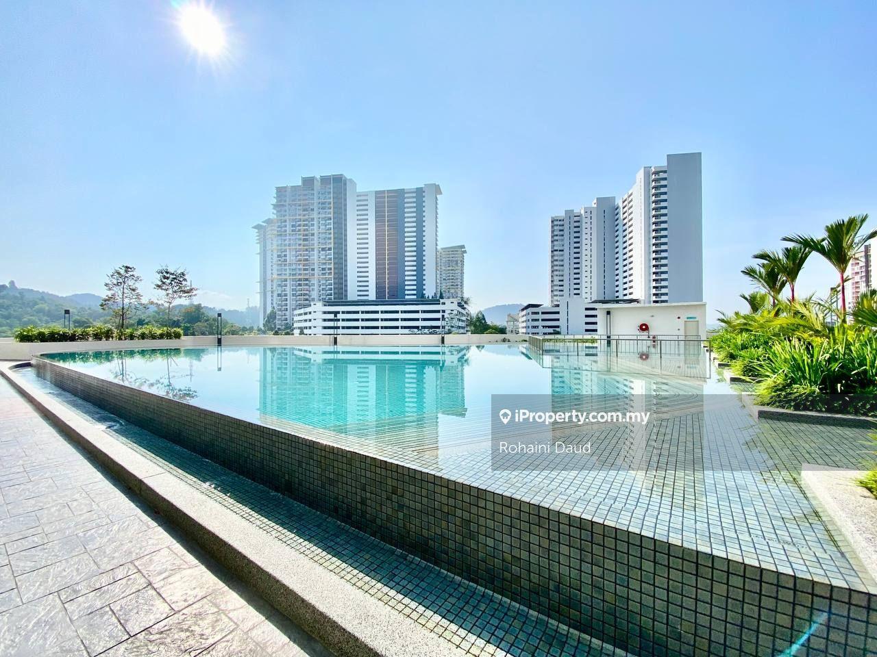 Brand New 4 Room Topaz Residence Mutiara Heights Kajang