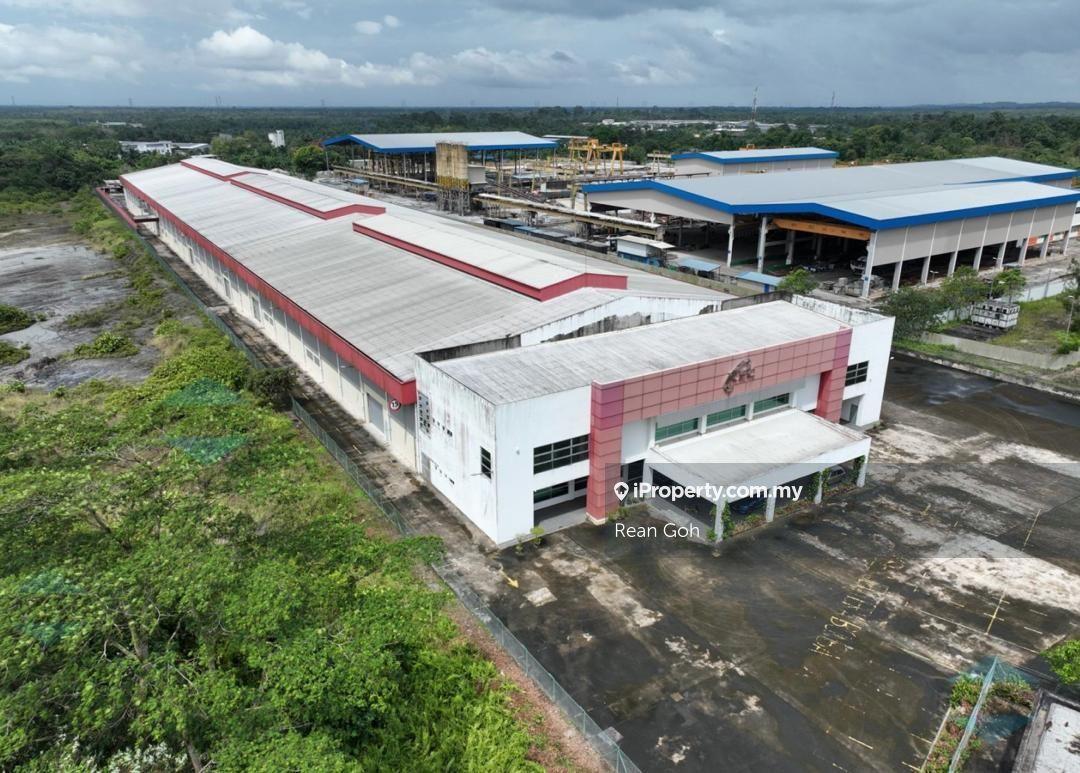 Pekan Nanas Detached Factory