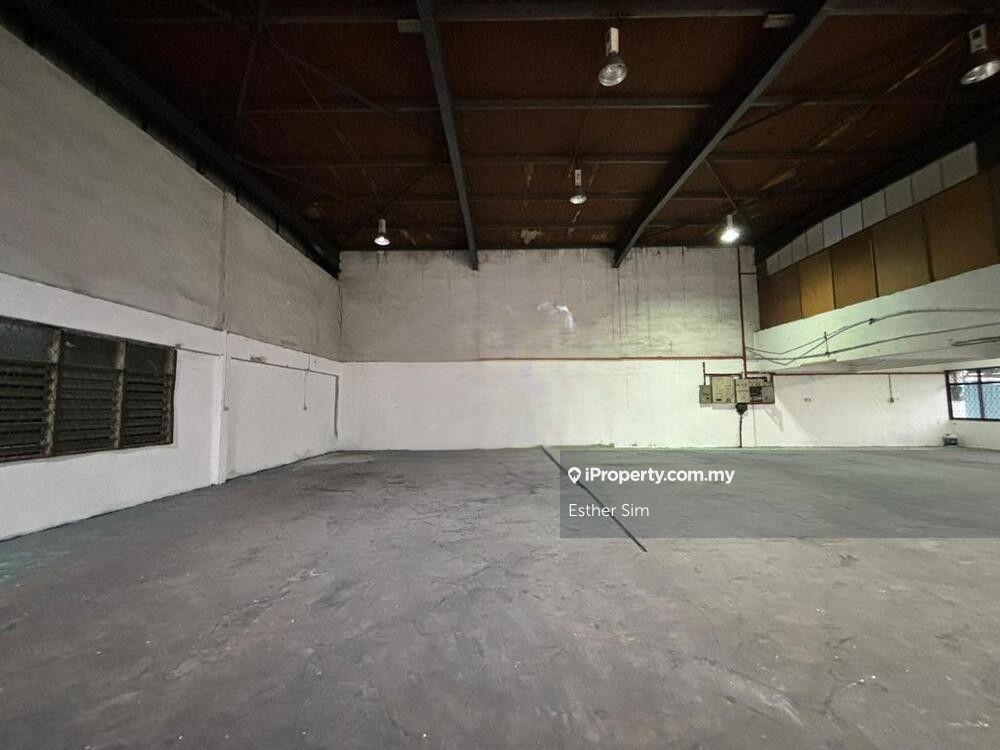 Semi-D Factory/Warehouse at Prai Industry For Rent
