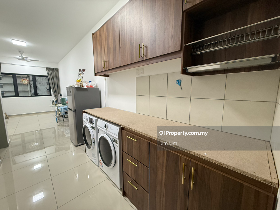 D'vervain brand new unit for rent, spacious high floor unit