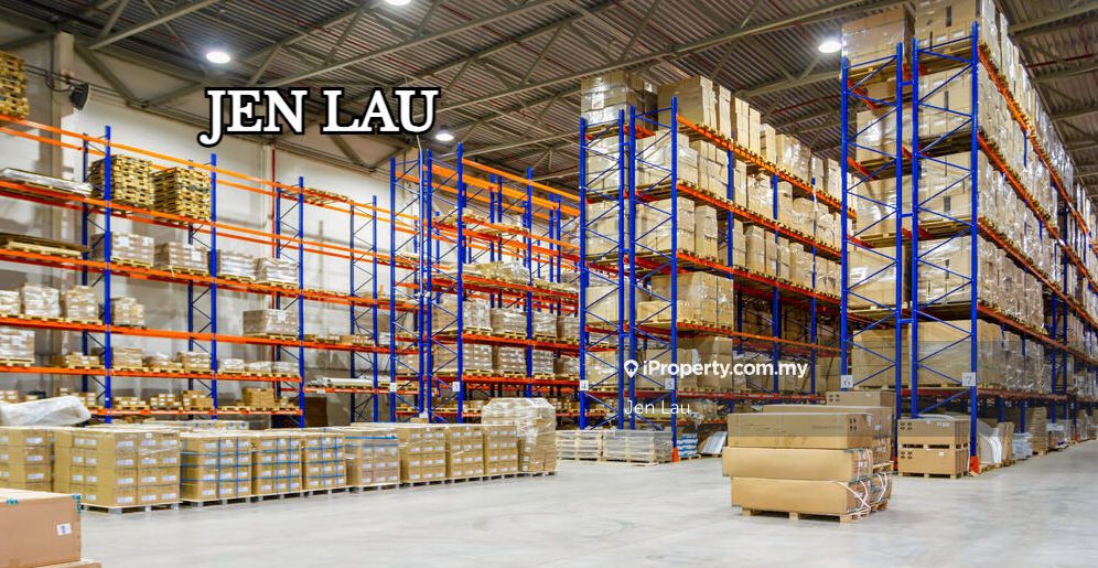 Multiple Loading Bays, 100ksf Detached Warehouse Factory for Rent 