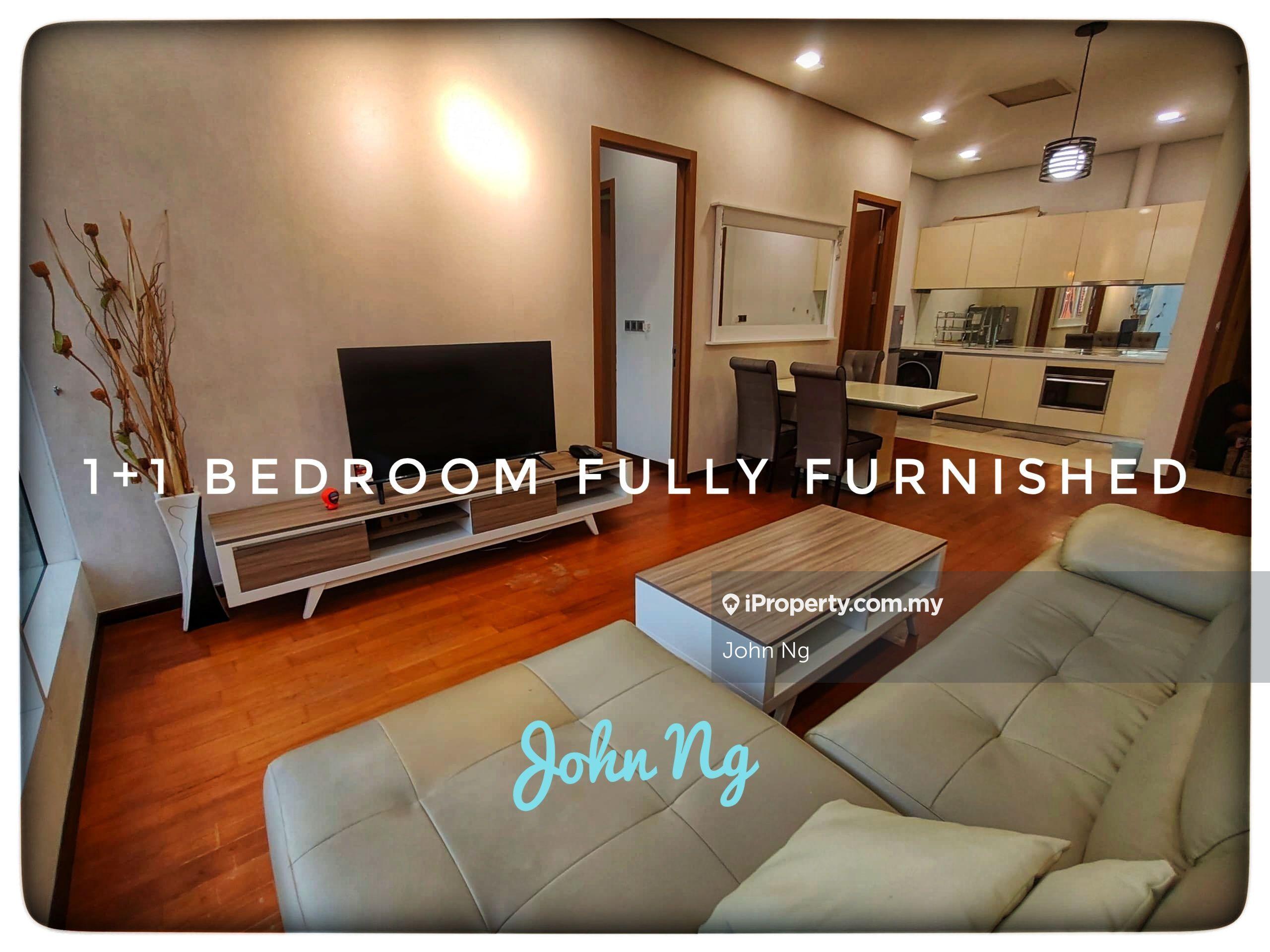 Modern 1-Bedroom with Study with  Bukit Bintang View, Fully Furnished
