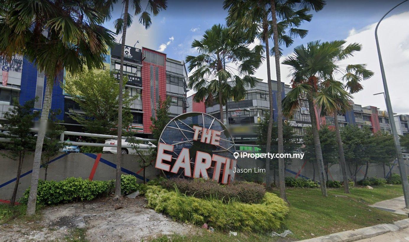 The Earth Bukit Jalil City Signature Pavilion2 (Facing Pavilion)