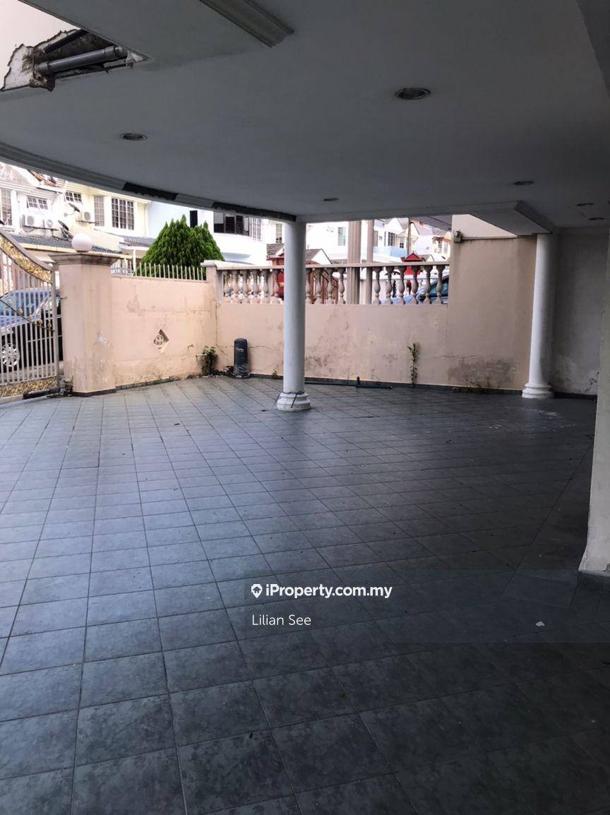 Terrace house for Sale