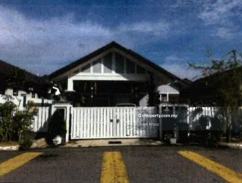 Bungalow house in bukit senawang perdana,sungai gadut,seremban 