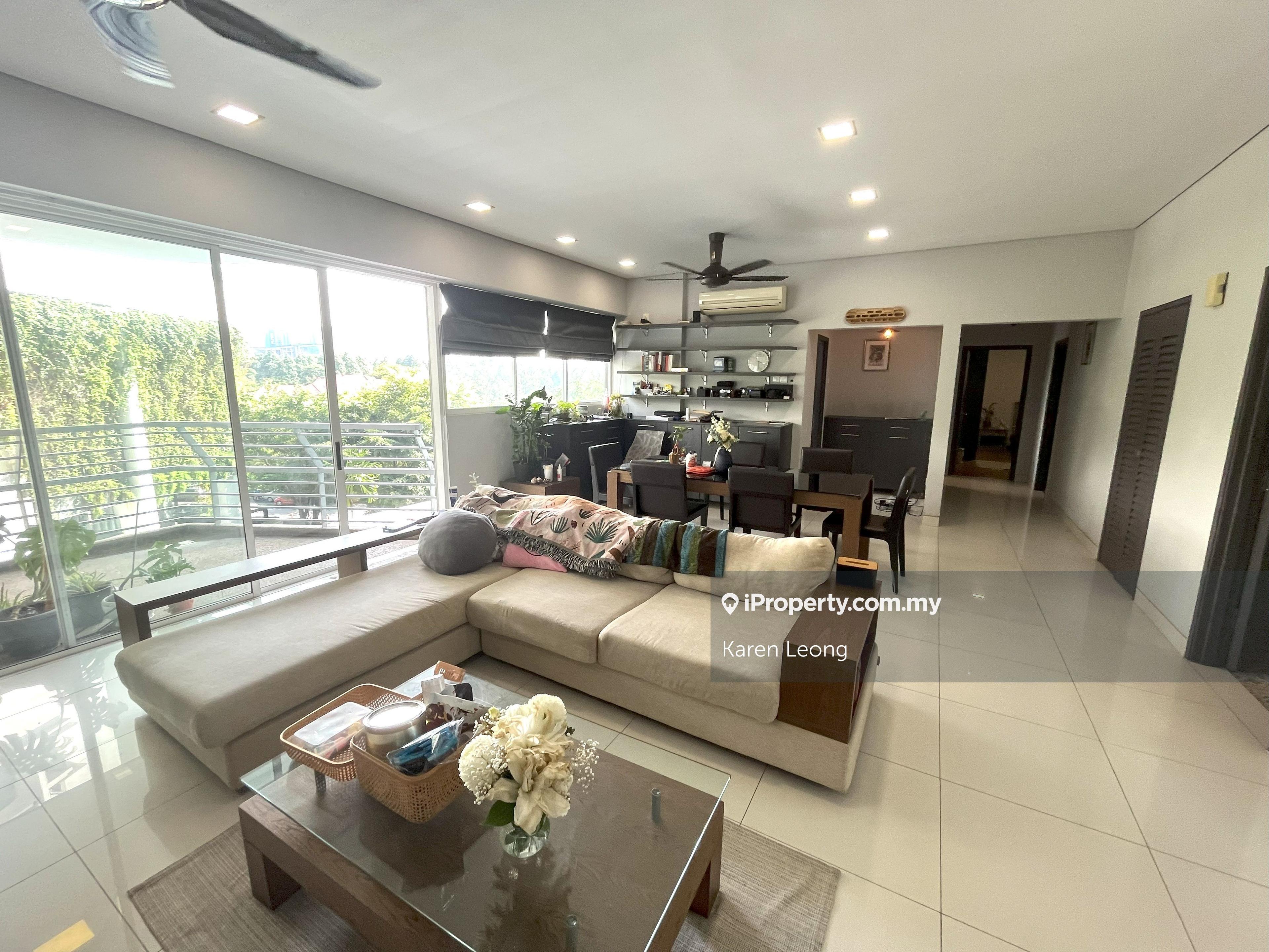 Parkview condo near MRT in the heart of Taman Tun Dr Ismail